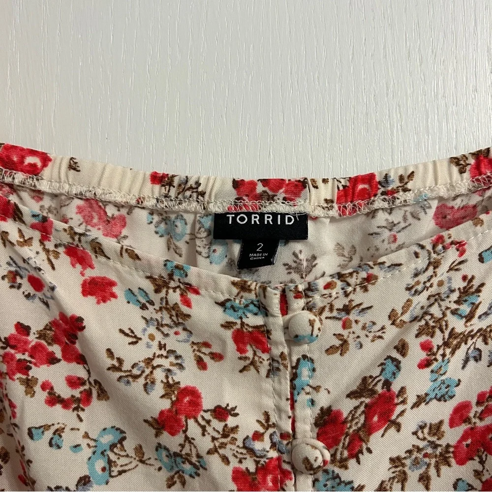 Floral Print Square Neck Top - Picture 7 of 9